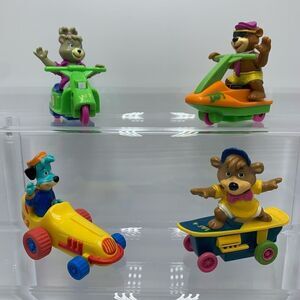 Vintage McDonalds 1991 Yogi Bear Complete Set !
